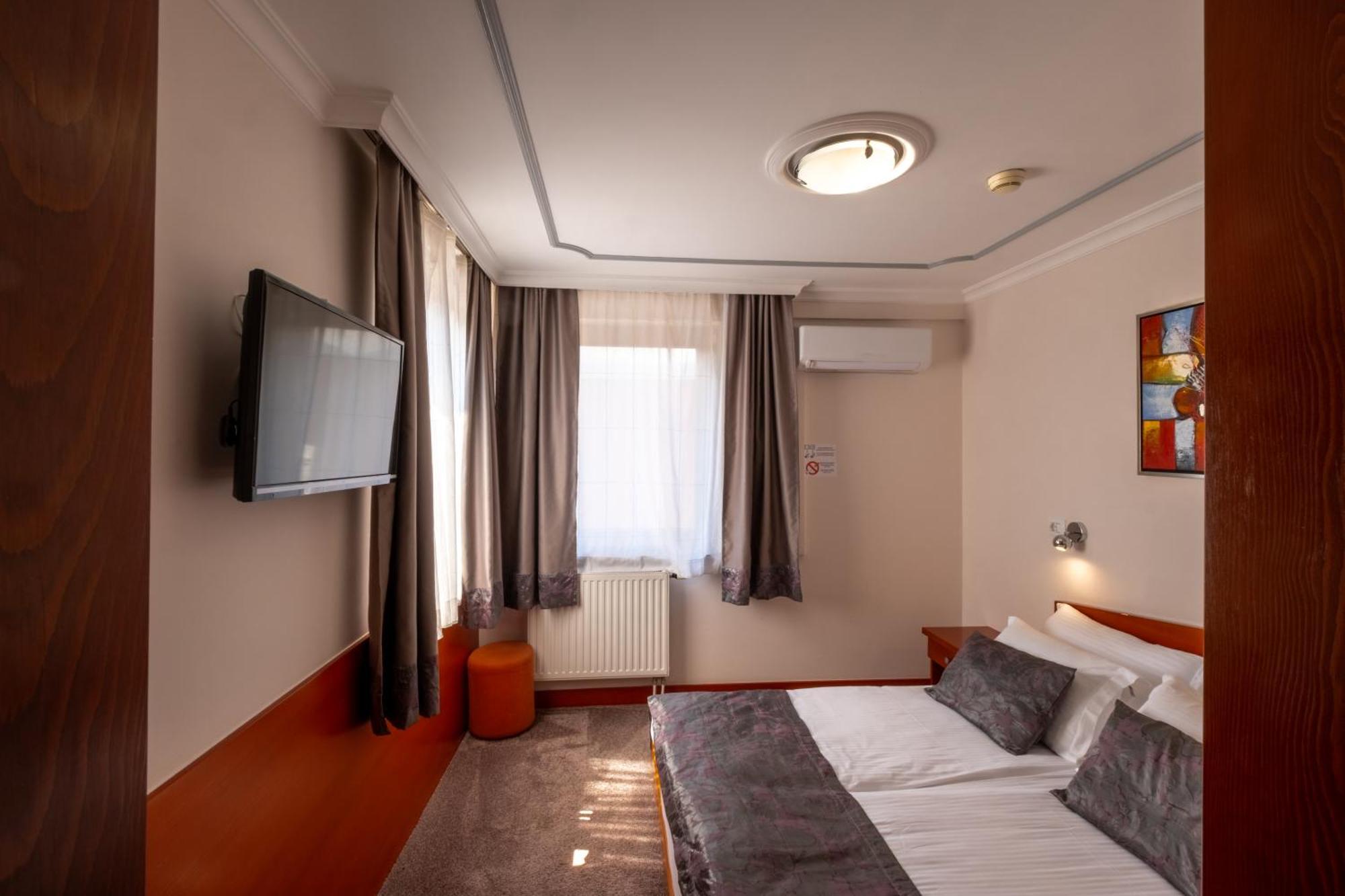 Hotel Bosna 1 Ilidža Eksteriør billede